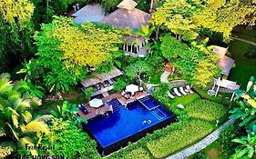 เฟิร์น รีสอร์ท